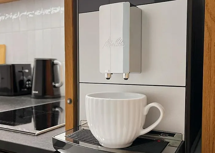 Modern - Metro & Plac Zbawiciela وارسو